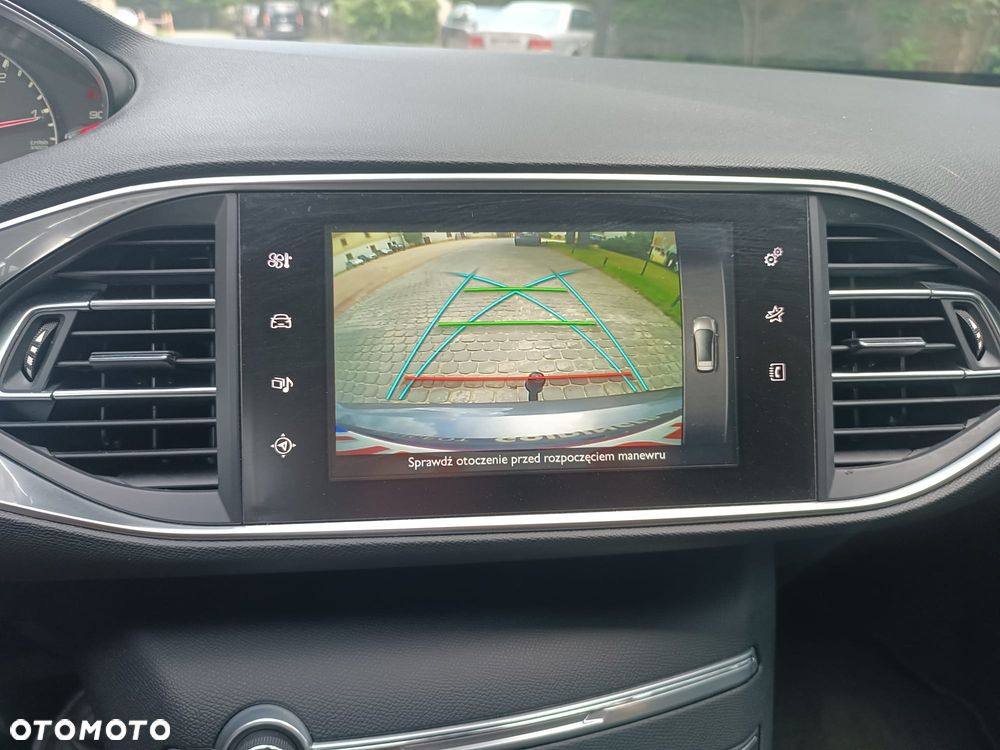 Peugeot 308 BlueHDi FAP 120 Stop & Start Allure - 22