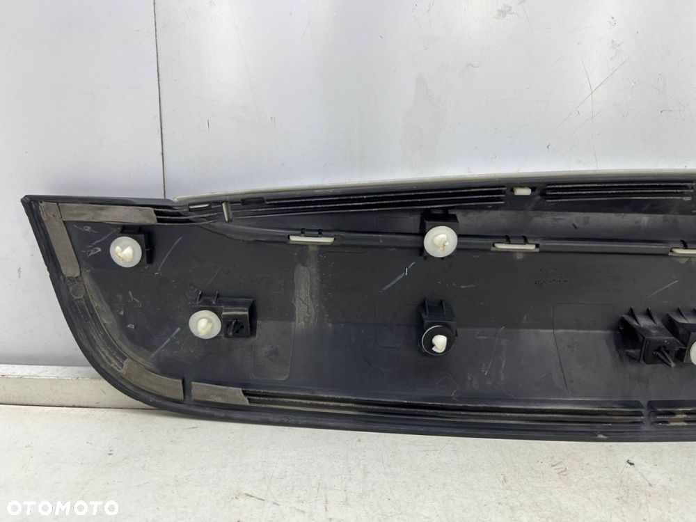 Listwa MG ZS MG VS MG ZS EV 17r.- LEWA TYLNA dolna nakładka drzwi lewy tył p10360770 - 15