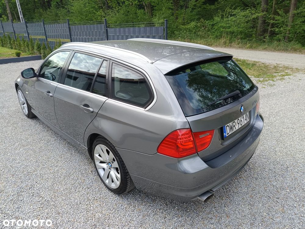 BMW Seria 3 318d DPF Edition Lifestyle - 21