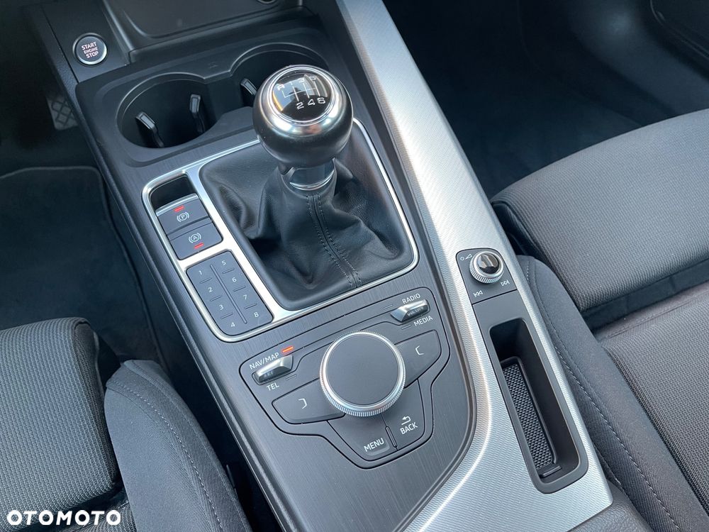 Audi A4 Avant 2.0 TDI - 28