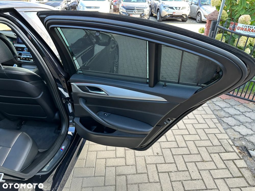 BMW Seria 5 - 29