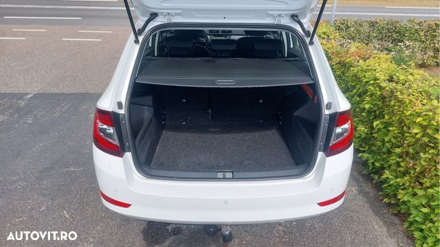 Skoda Fabia 1.0 TSI Drive - 11
