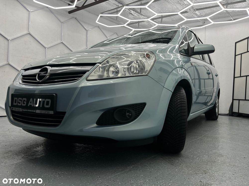 Opel Zafira - 12