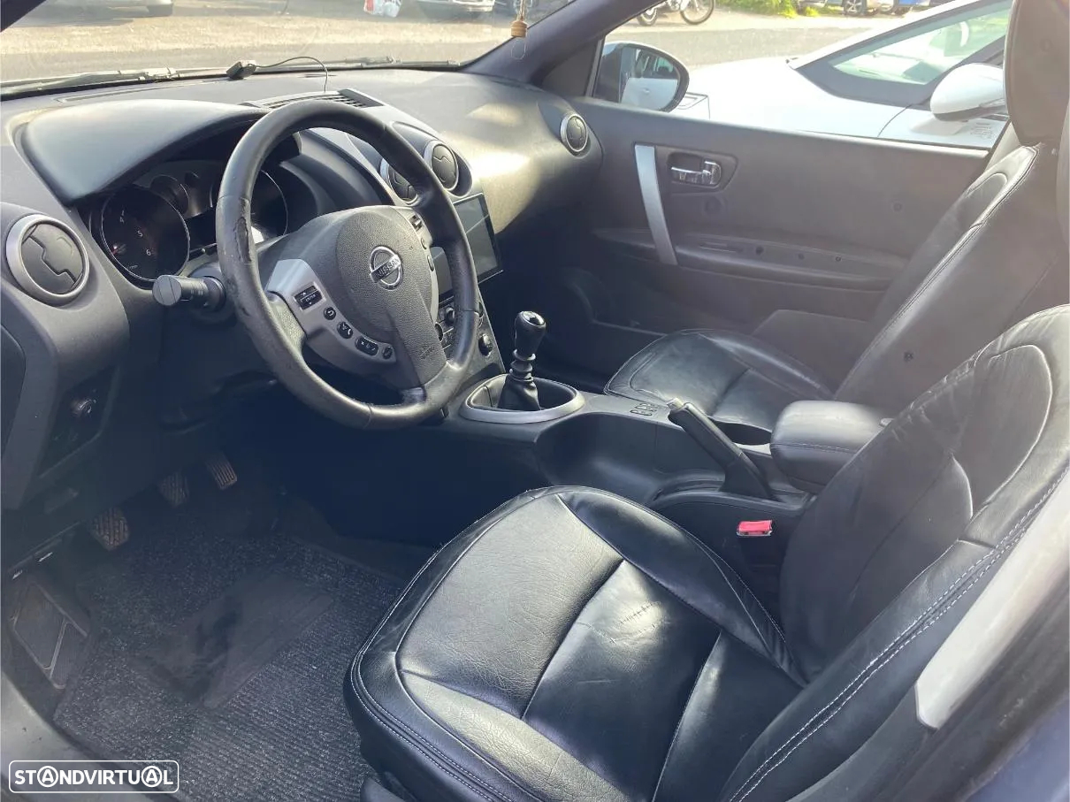 Nissan Qashqai 2.0 dCi Visia Business - 16