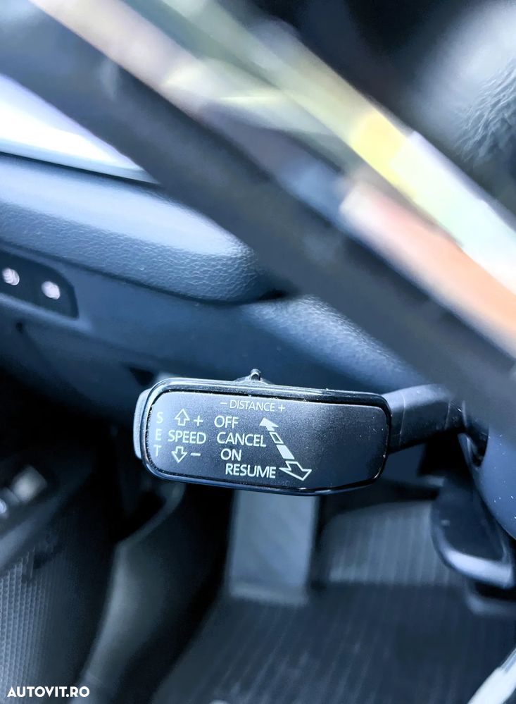 Skoda Octavia 2.0 TDI DSG Style - 17