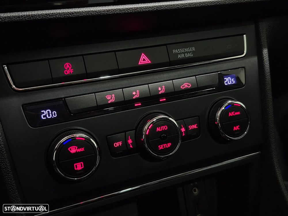 SEAT Leon 1.6 TDI Style Ecomotive - 18