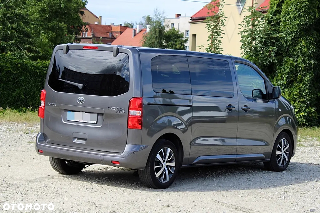 Toyota Proace Verso - 12