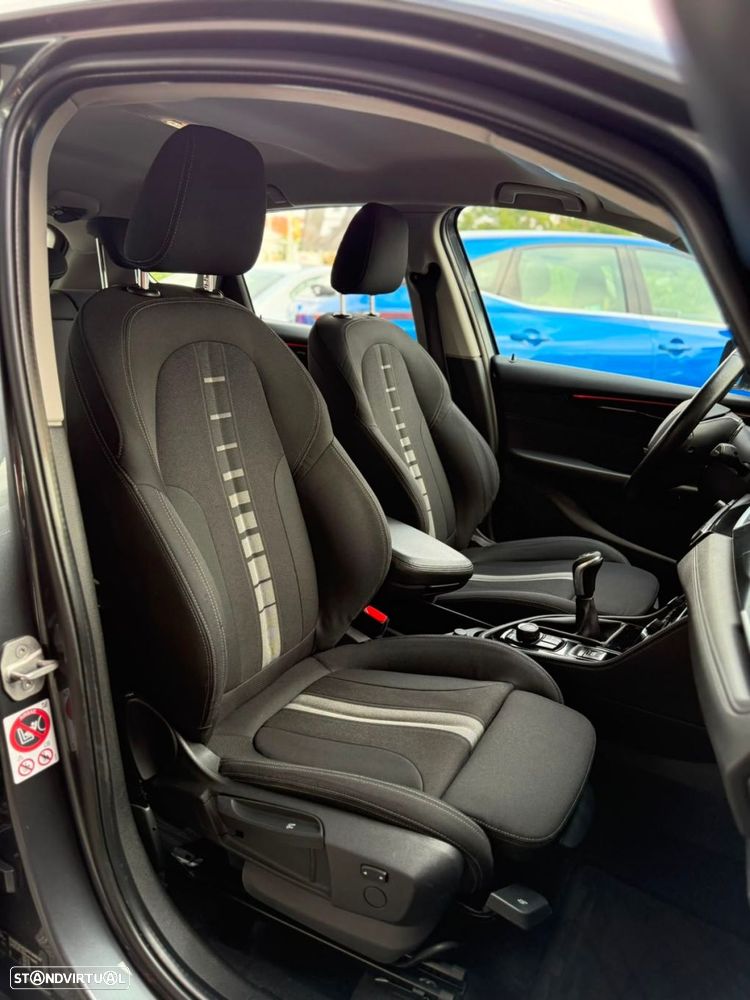 BMW 216 Active Tourer d Line Sport - 22