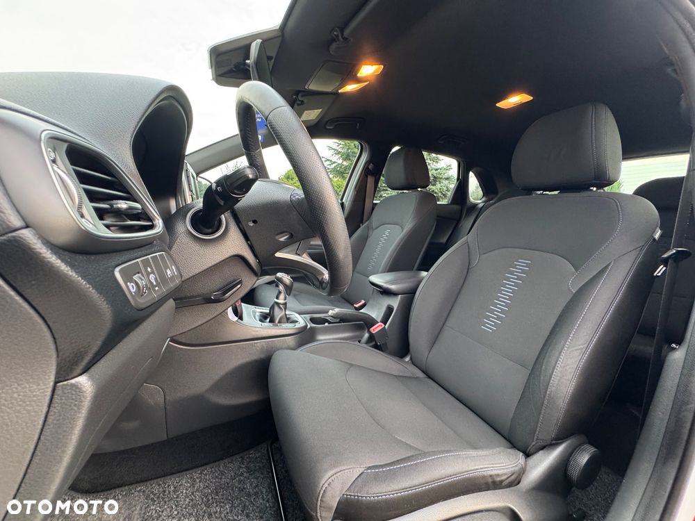 Hyundai i30 1.4 Passion Plus - 33