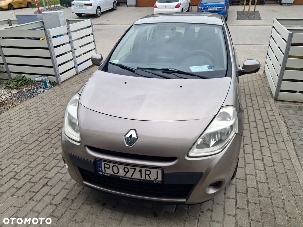 Renault Clio - 1