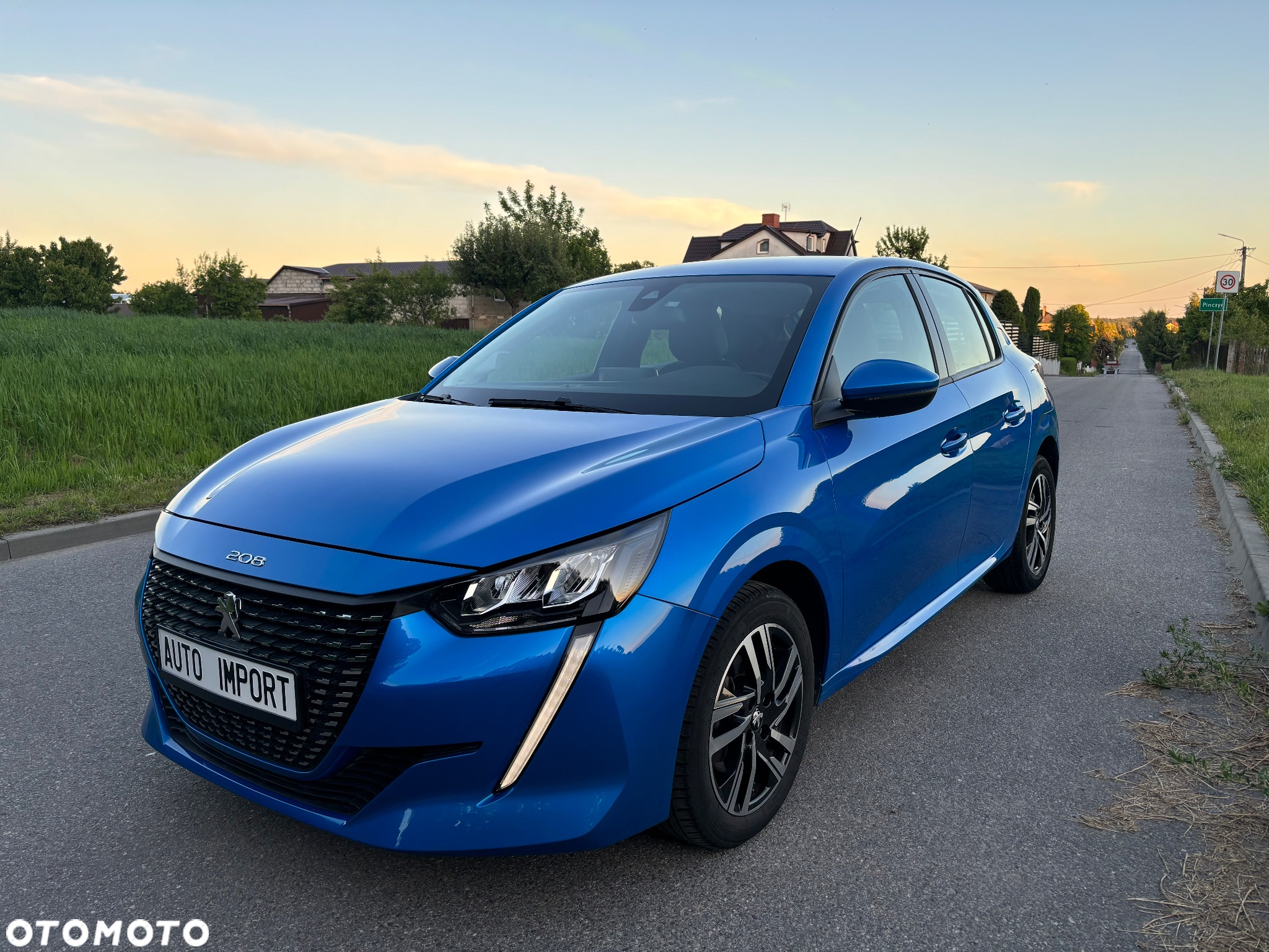 Peugeot 208 1.2 PureTech Allure S&S EAT8 - 8
