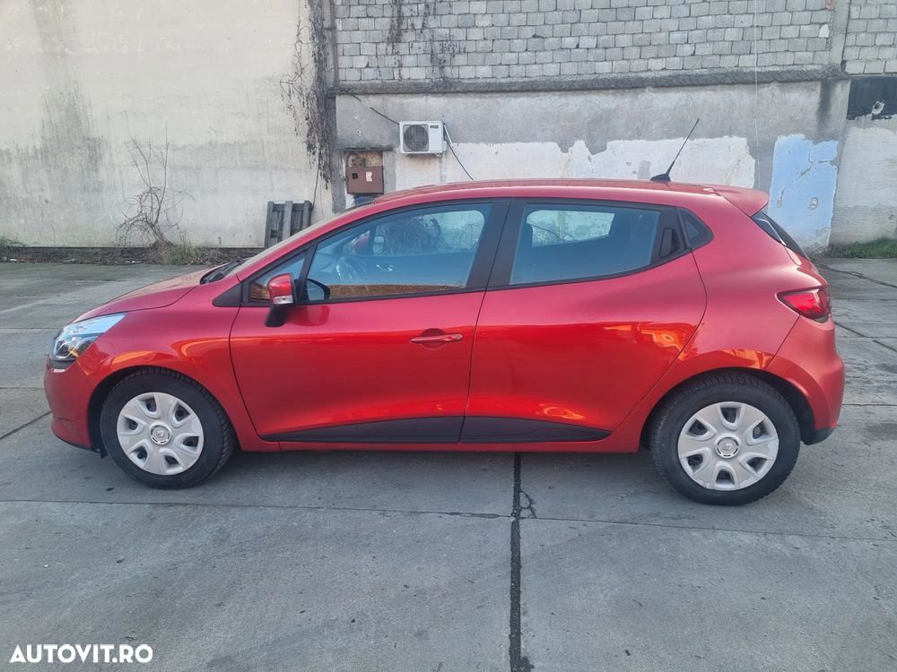 Renault Clio TCe 90 Limited - 12