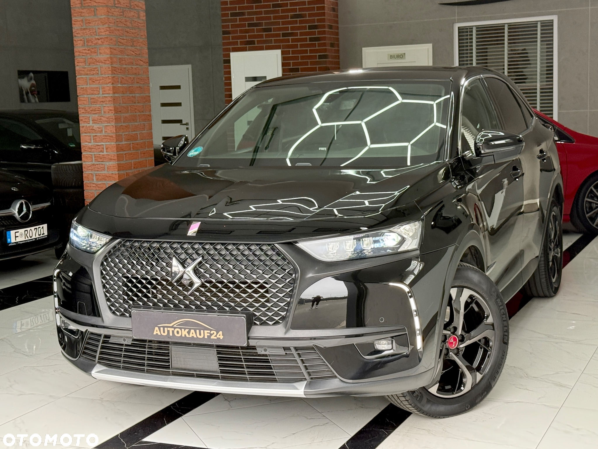 DS Automobiles DS 7 Crossback 2.0 BlueHDi Performance Line + - 6