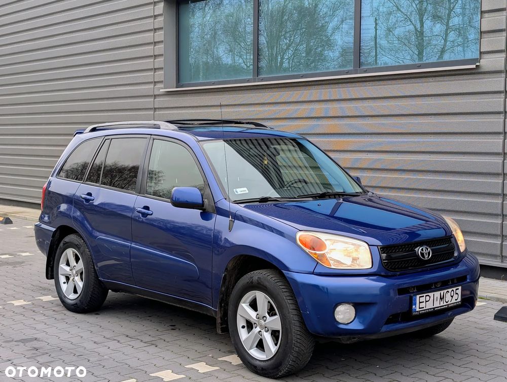 Toyota RAV4 - 1