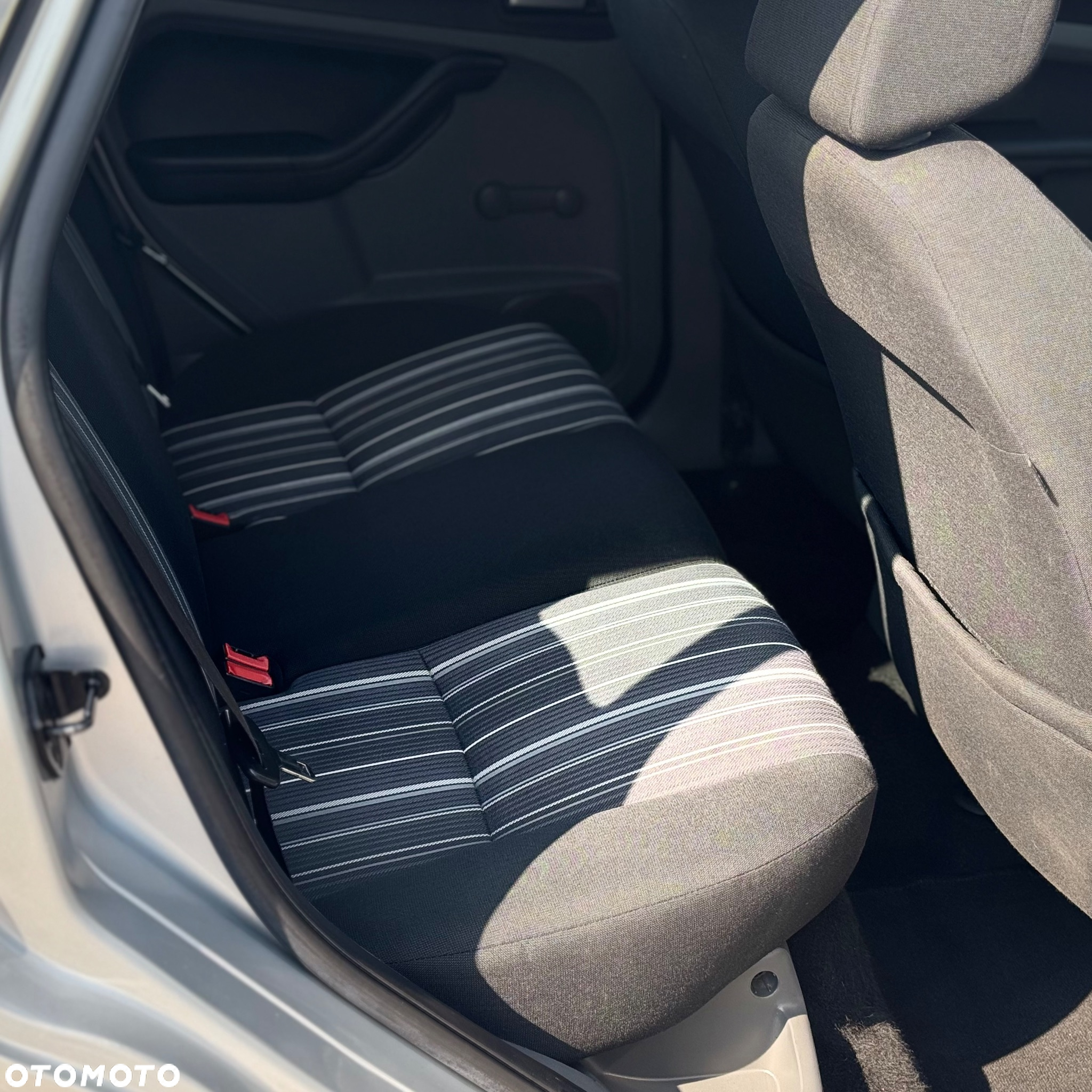 Ford Focus - 24