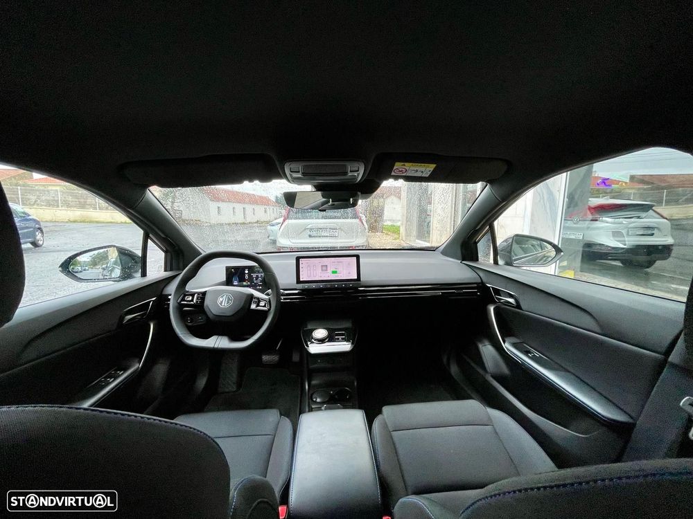 MG MG4 51 kWh Standard - 16