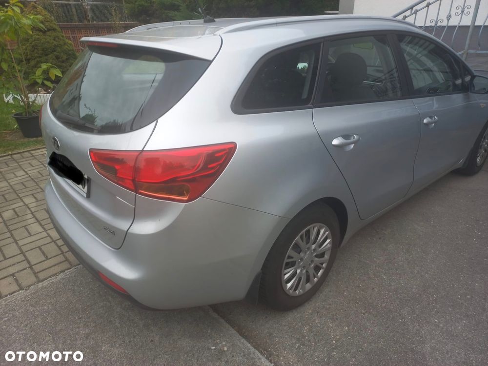 Kia Ceed - 5