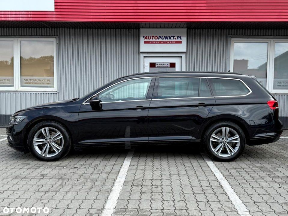 Volkswagen Passat - 2
