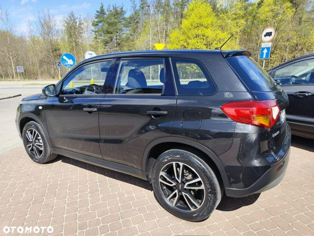 Suzuki Vitara - 11