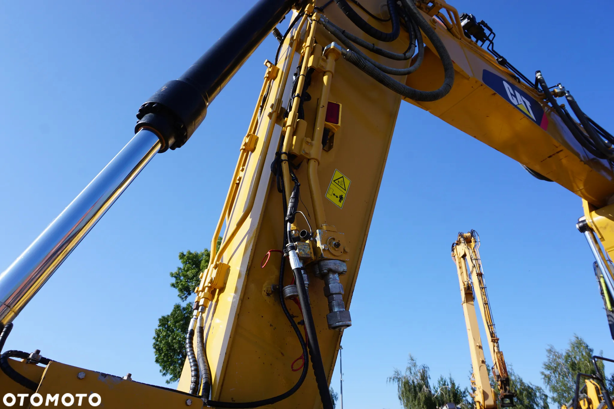 Caterpillar 320 FL - 8