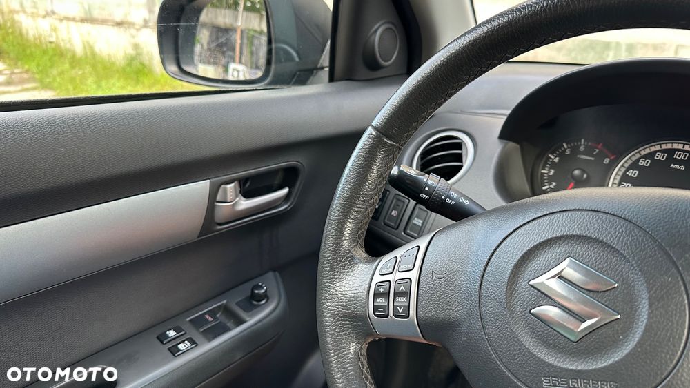 Suzuki Swift 1.5 Black Sport Edition - 21