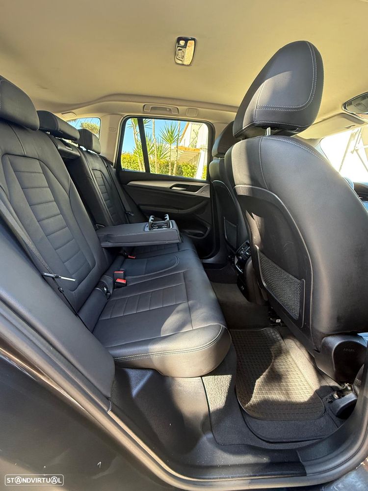 BMW X3 30 e xDrive Line Luxury - 18
