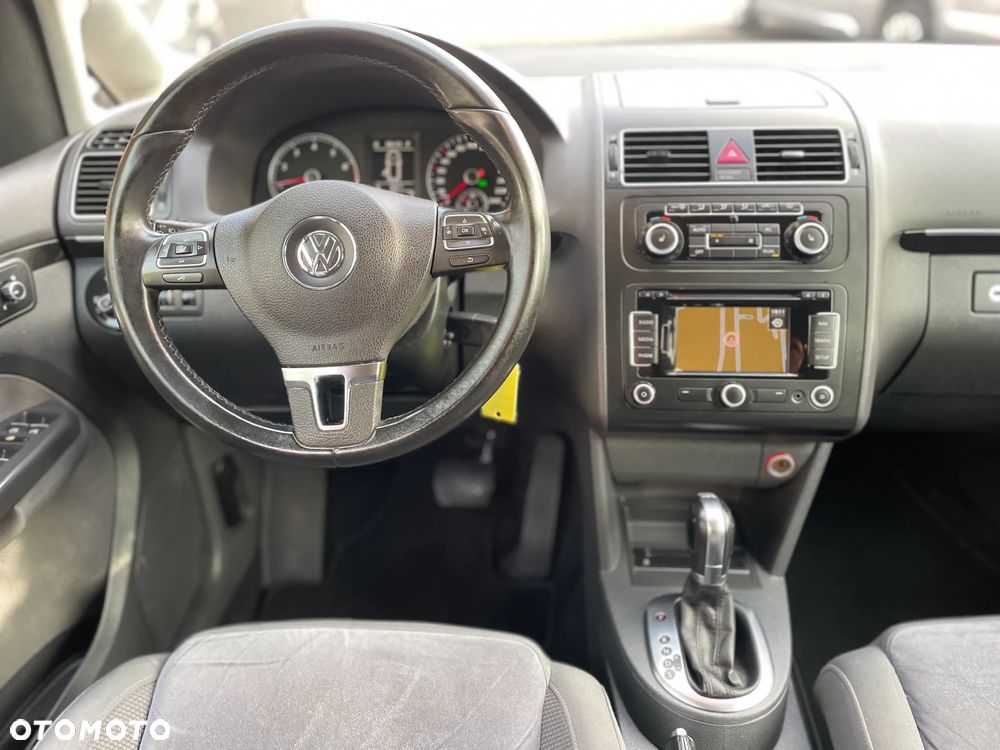 Volkswagen Touran 1.4 TSI DSG Highline - 15