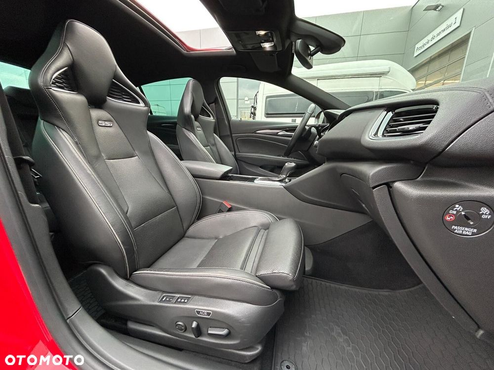 Opel Insignia 2.0 CDTI 4x4 GSi S&S - 16