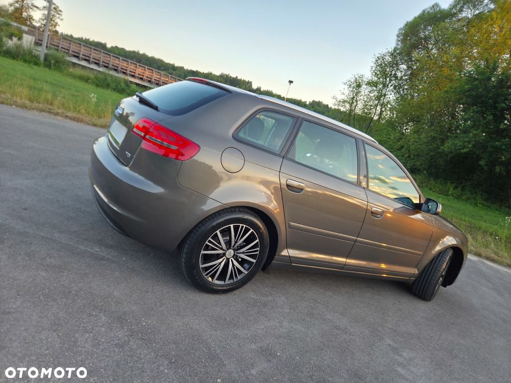 Audi A3 Sportback - 5