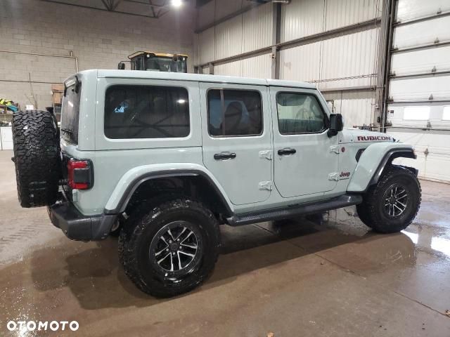 Jeep Wrangler - 5