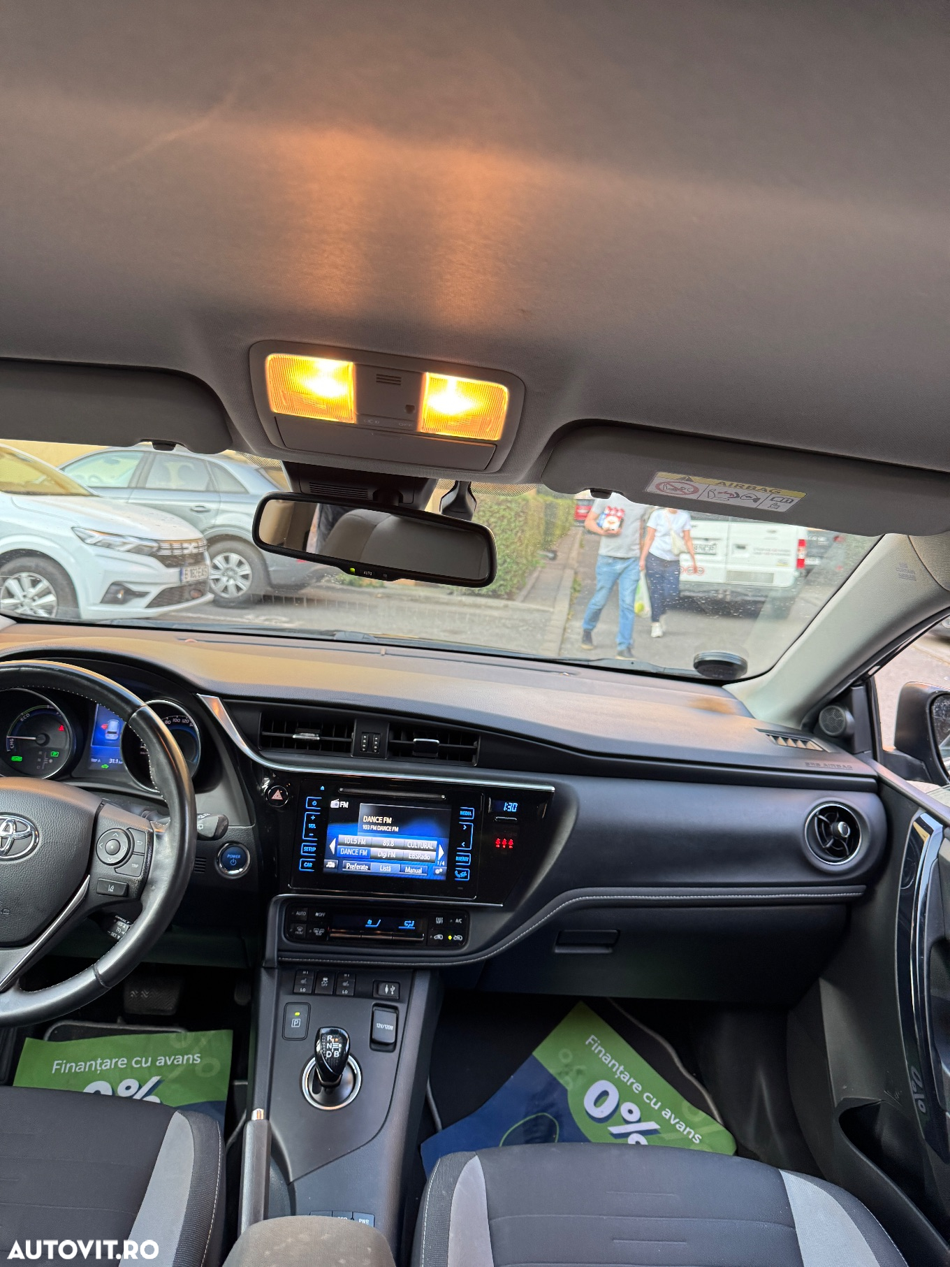 Toyota Auris 1.8 VVT-i Hybrid Automatik Touring Sports Executive - 9