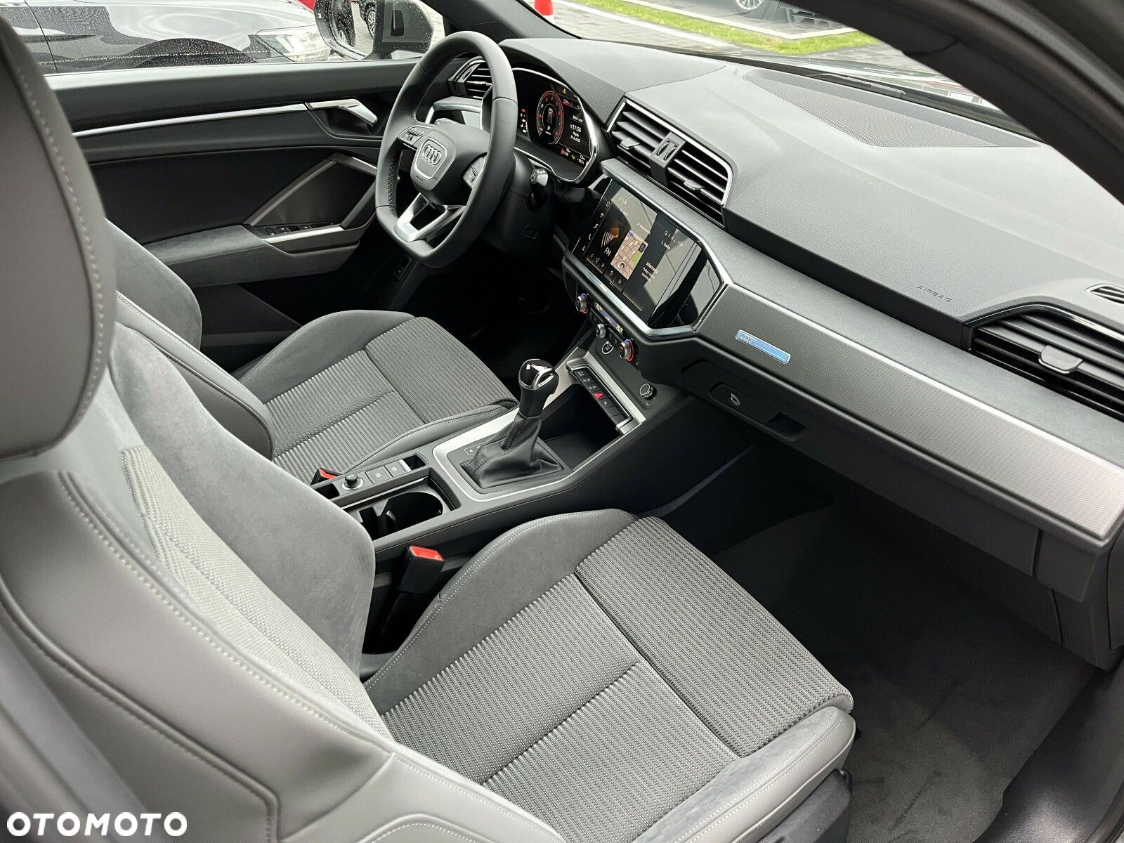 Audi Q3 Sportback - 23