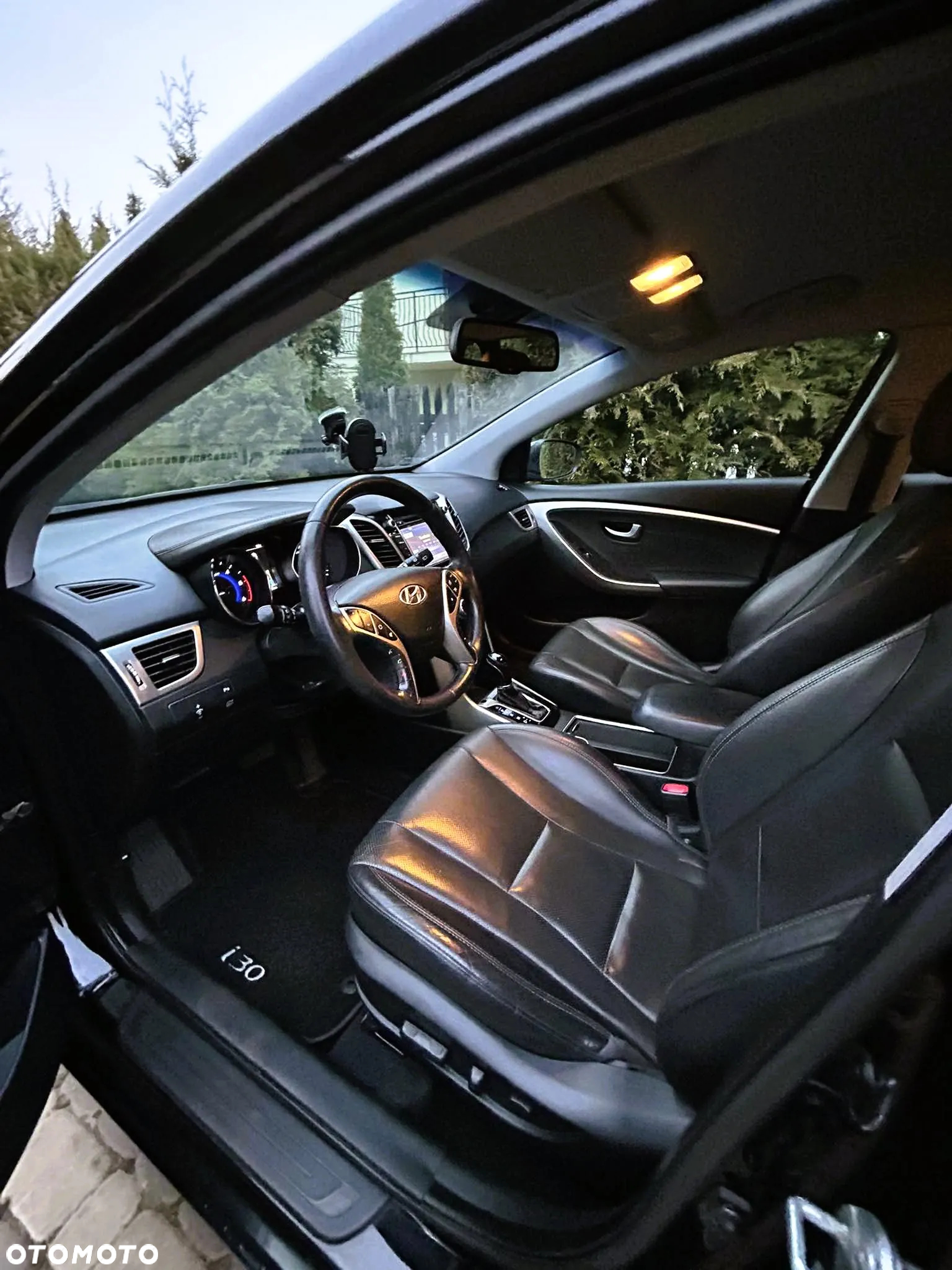 Hyundai i30 1.6 CRDi Premium - 4