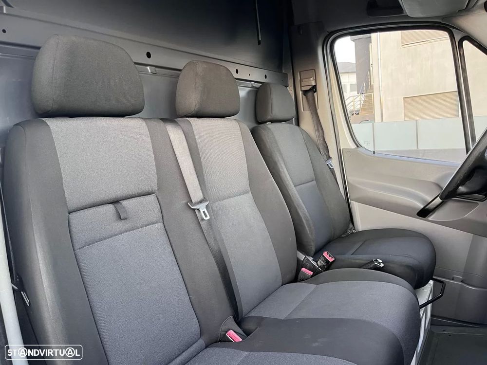 Mercedes-Benz sprinter 310 cdi longa automática - 25