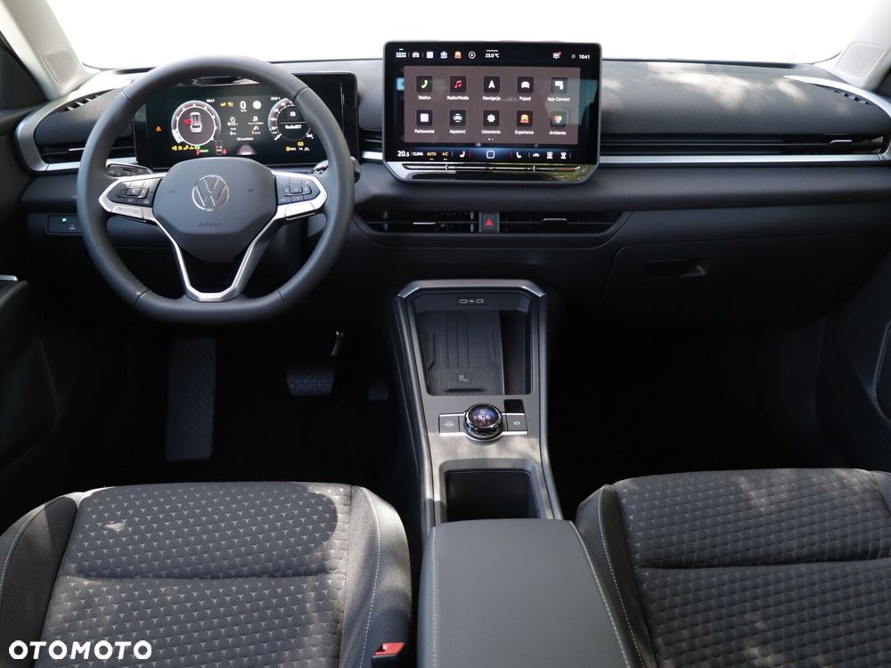 Volkswagen T-Roc - 15
