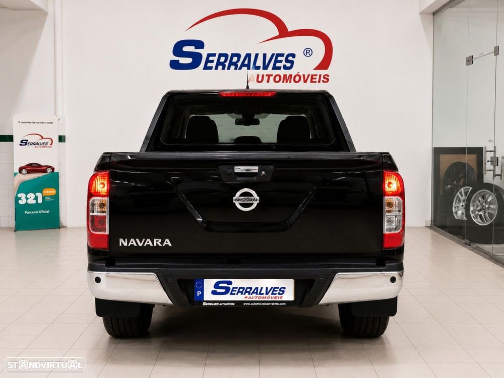 Nissan Navara 2.3 dCi CD 4WD Tekna Auto - 6