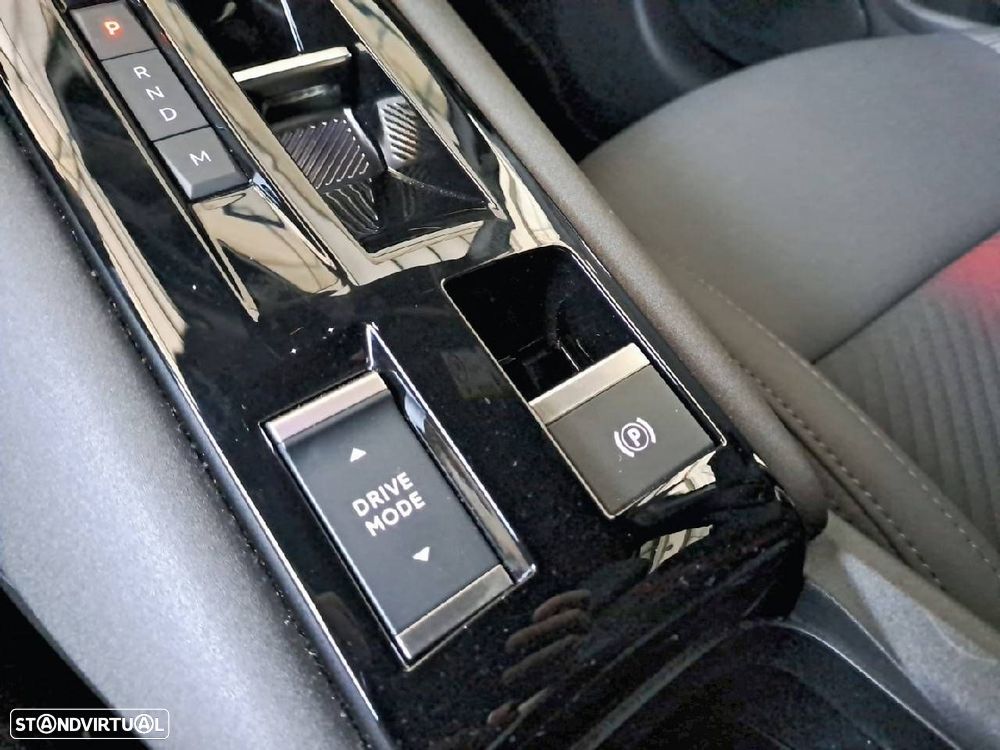 Alfa Romeo Junior 1.2 Speciale eDCT6 - 19