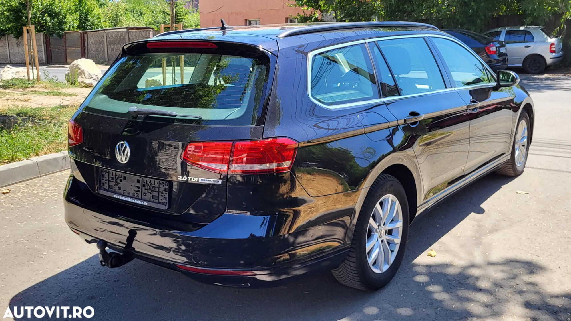Volkswagen Passat - 4