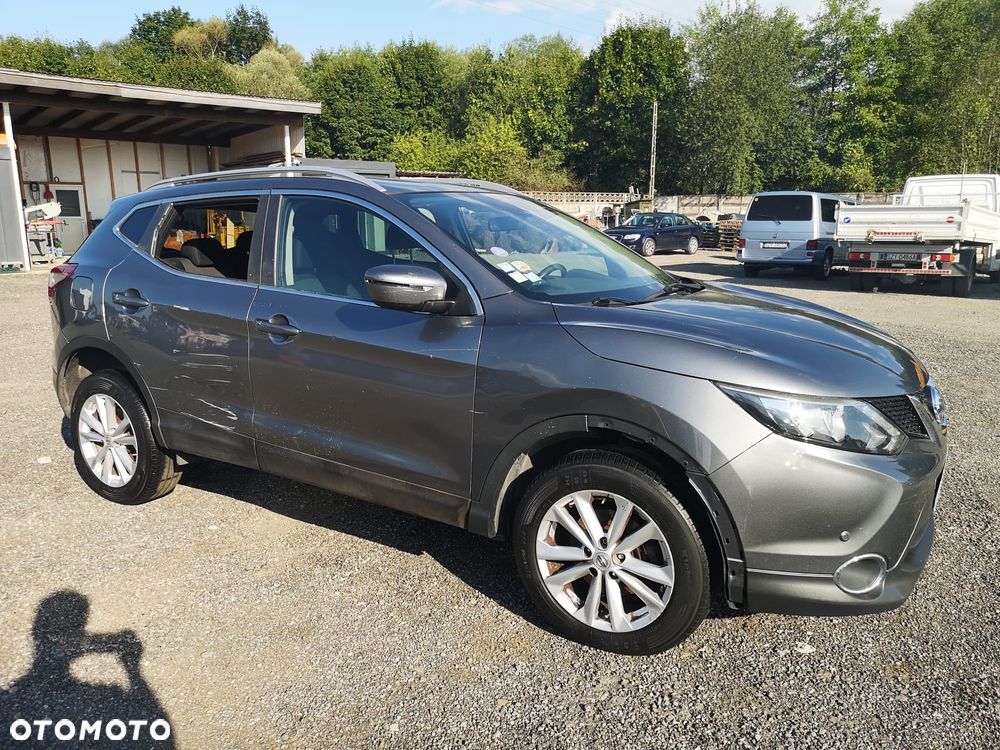 Nissan Qashqai 1.2 DIG-T N-Connecta EU6 - 1