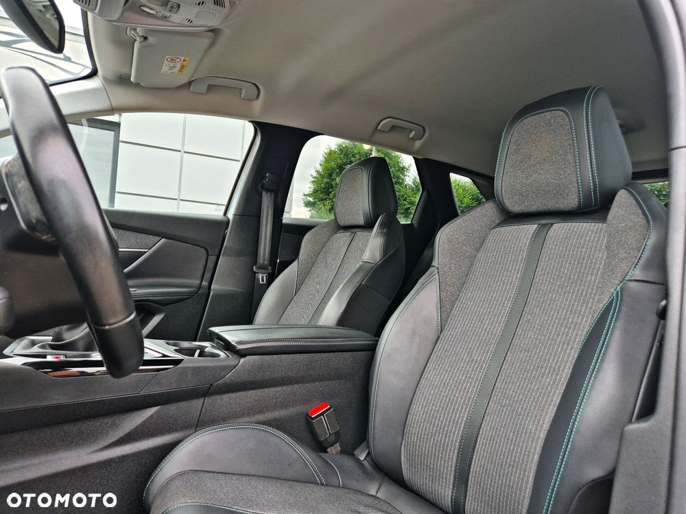 Peugeot 3008 1.5 BlueHDi Allure Pack S&S - 19
