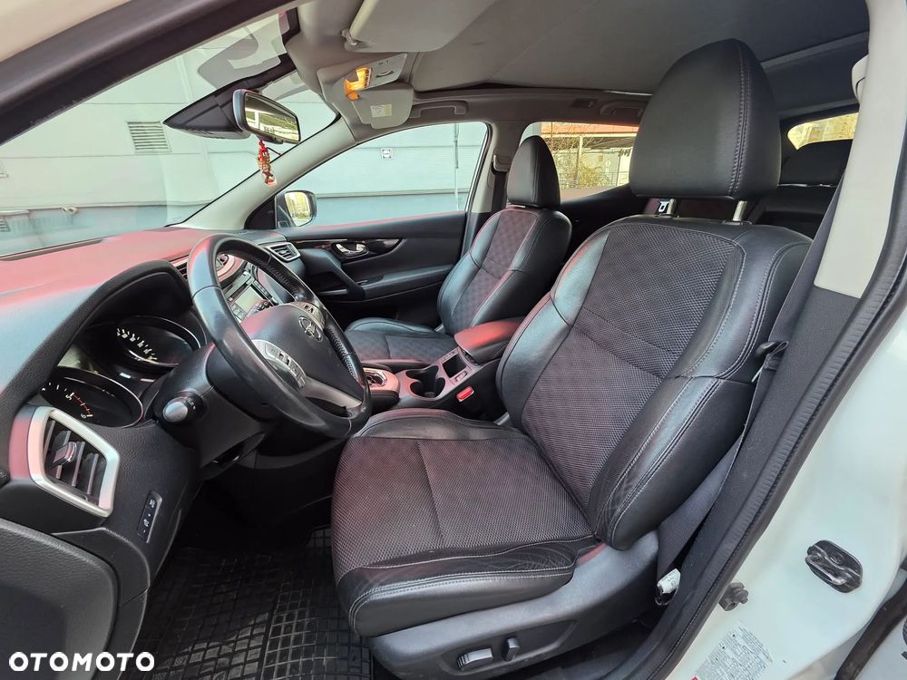 Nissan Qashqai 1.6 DCi Tekna Xtronic EU6 - 16