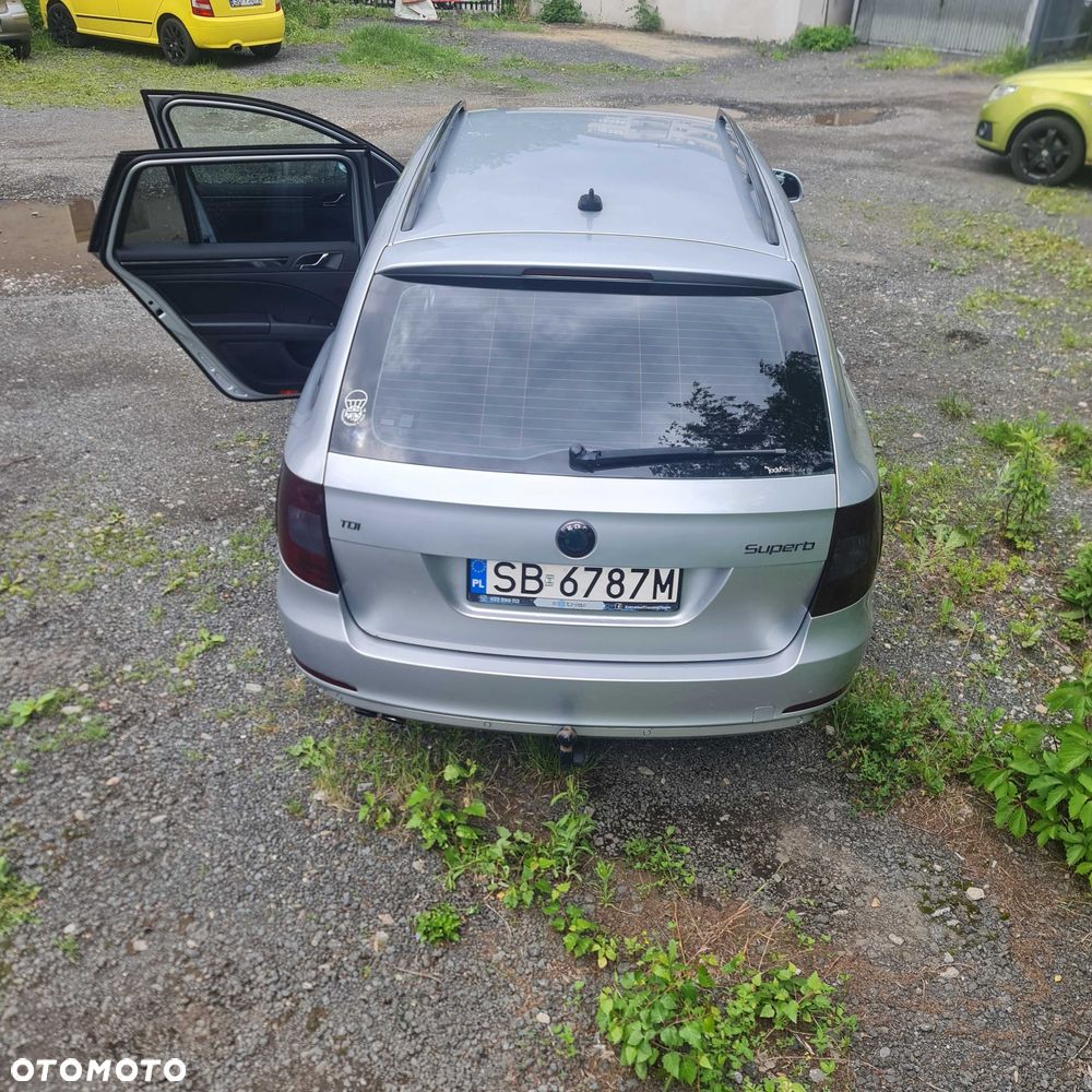 Skoda Superb - 2