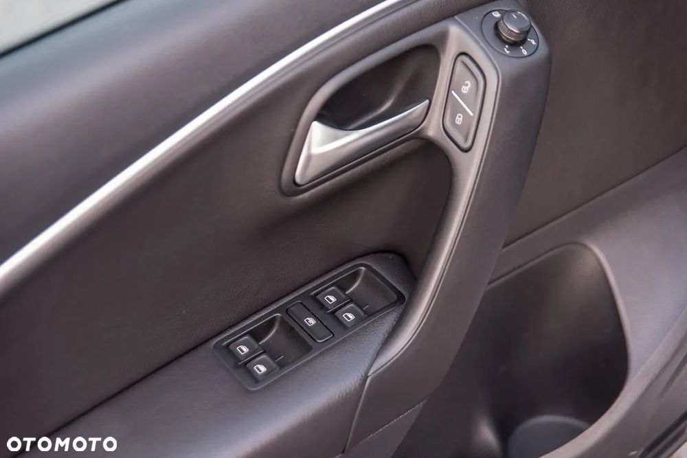 Volkswagen Polo - 19