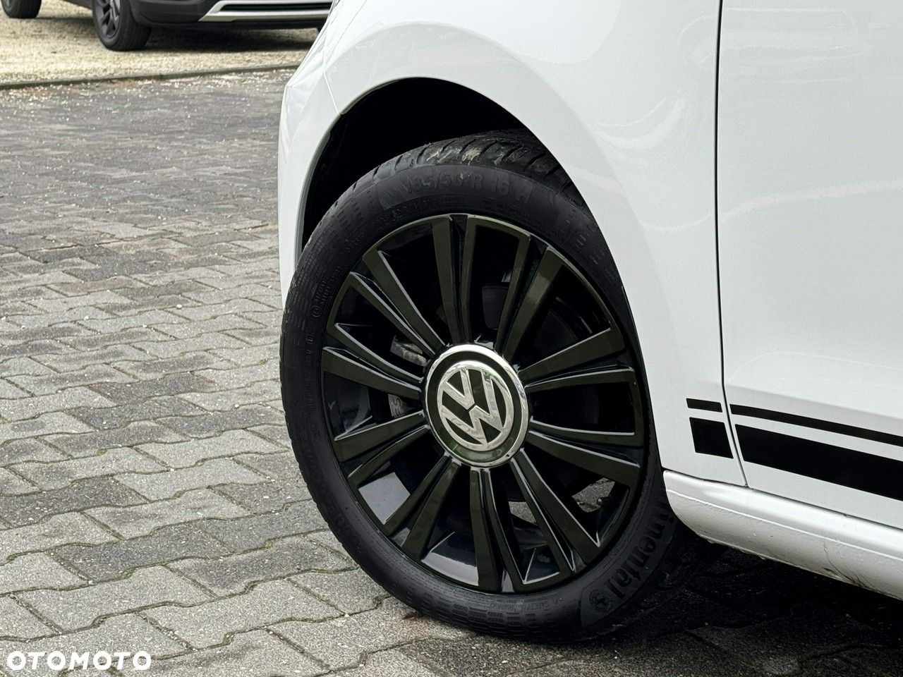 Volkswagen up! - 14