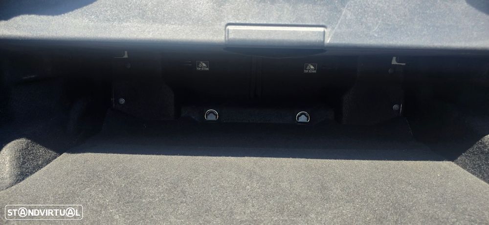 Mercedes-Benz E 220 d AMG Line Aut. - 33