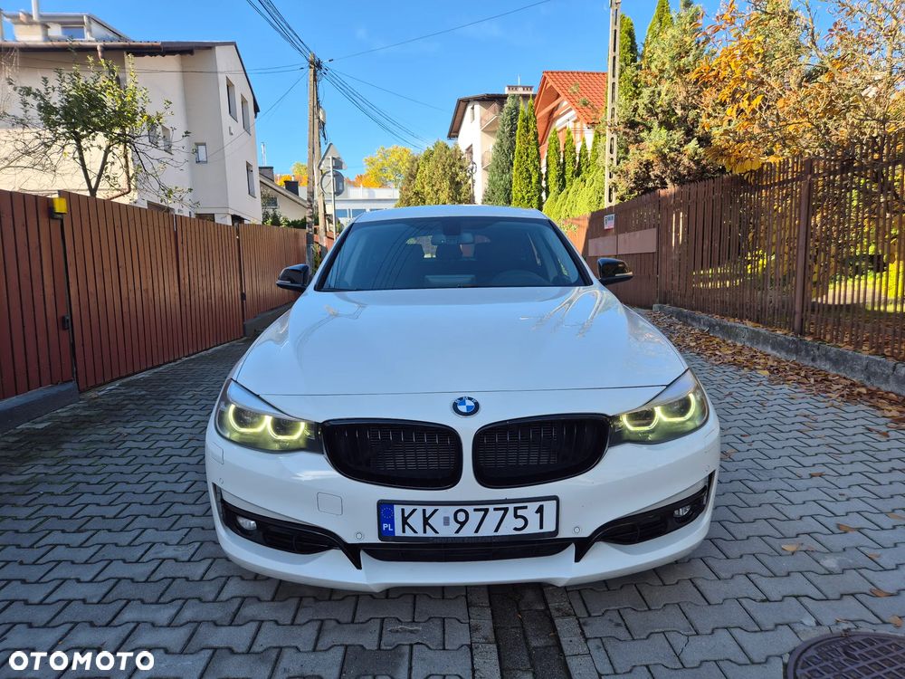 BMW 3GT 318d Business Edition - 11