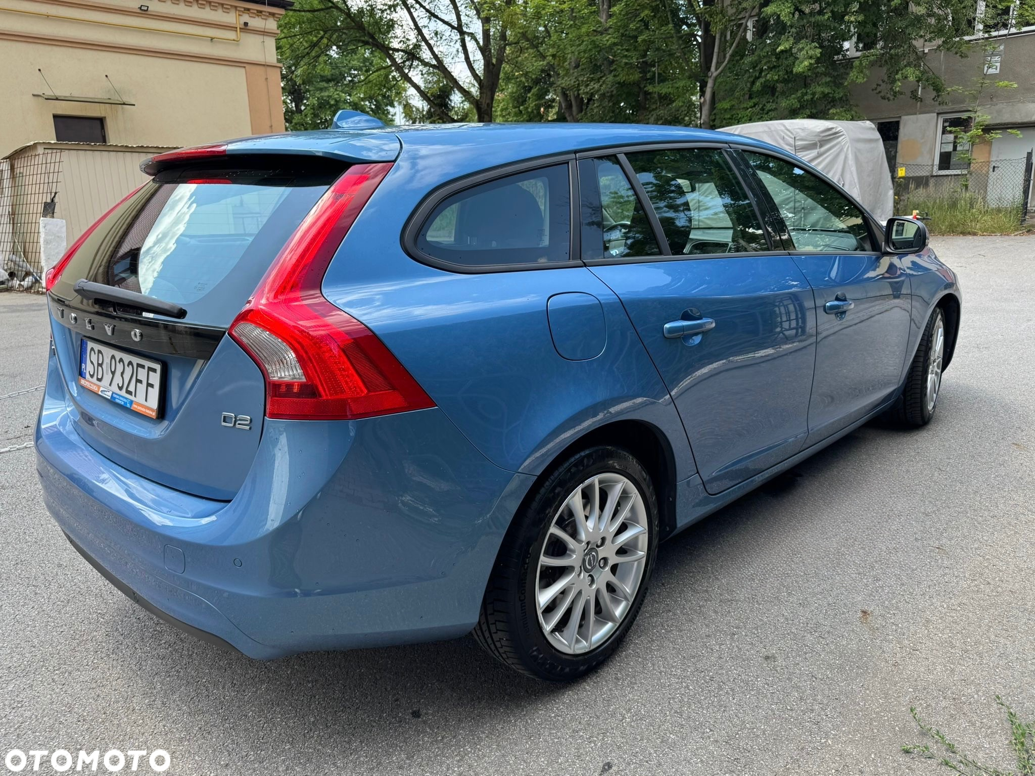 Volvo V60 D2 Momentum - 9