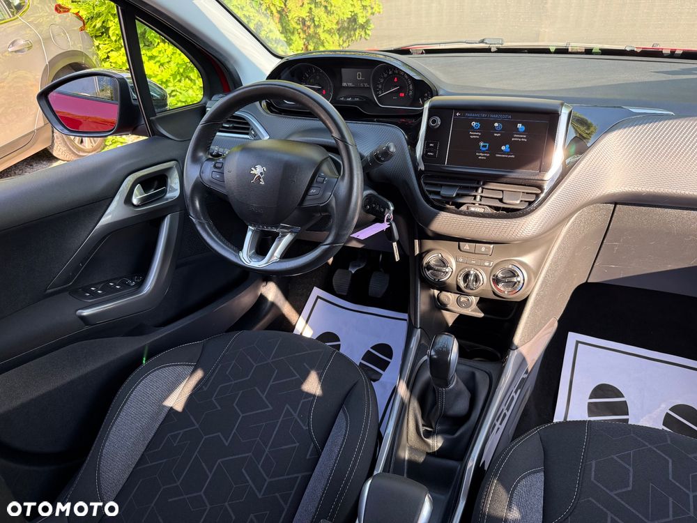 Peugeot 2008 1.2 Pure Tech Active S&S - 37