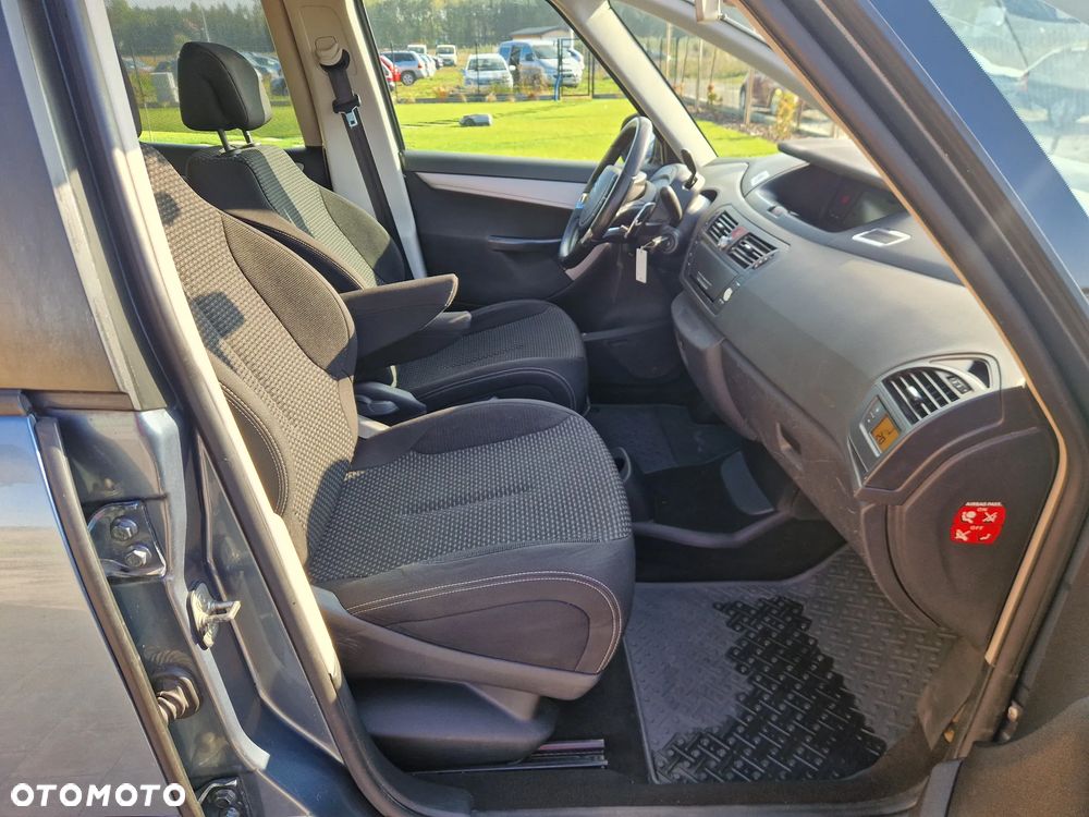 Citroën C4 Picasso 2.0 HDi Impress Exclusive - 11