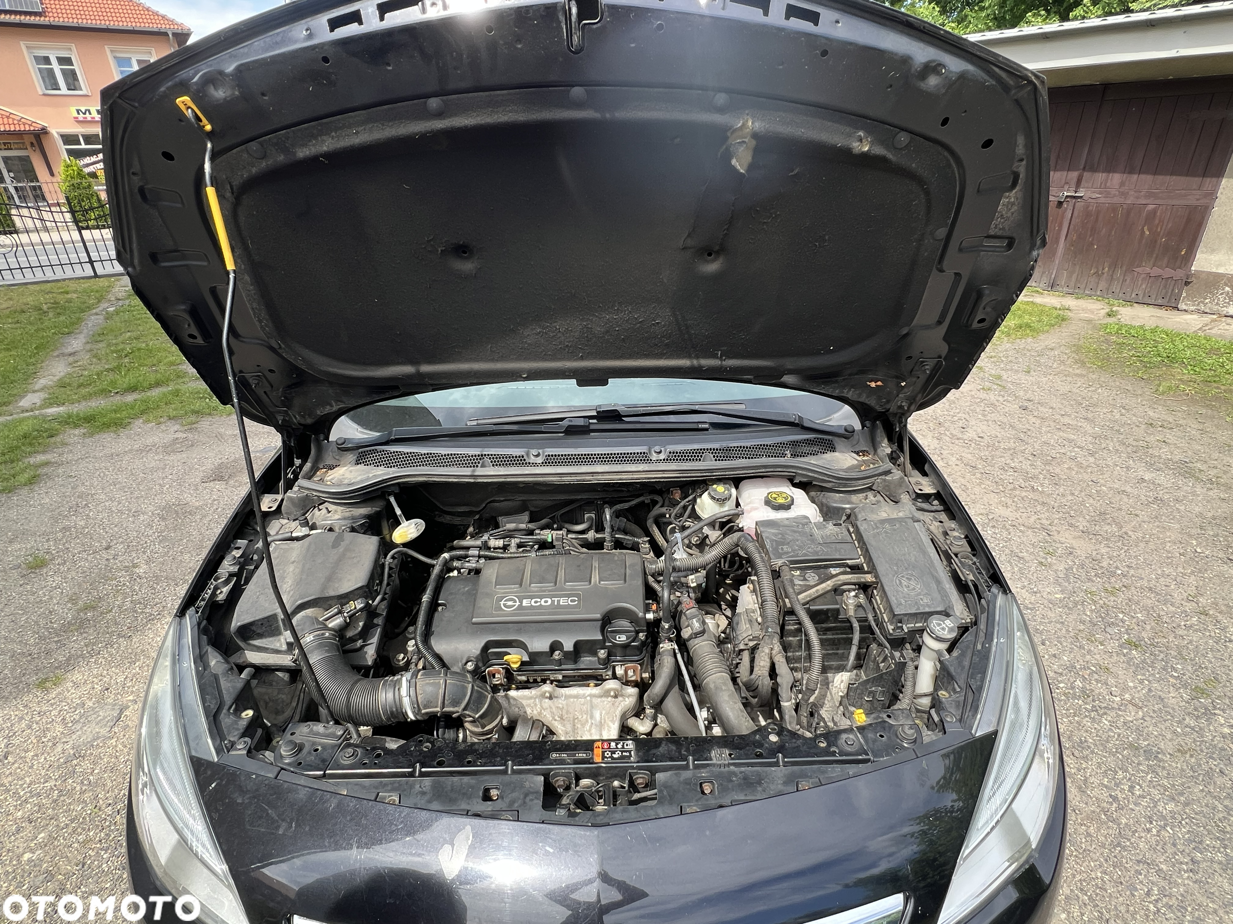 Opel Astra IV 1.4 T Sport - 12